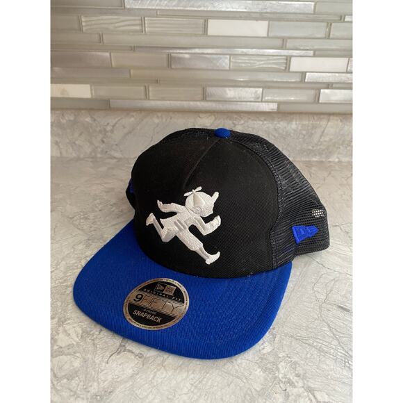 Play! New Era 9Fifty Snapback Hat - Picture 1 of 9